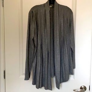 Kenneth Cole NY hi/lo cardigan. Size S.